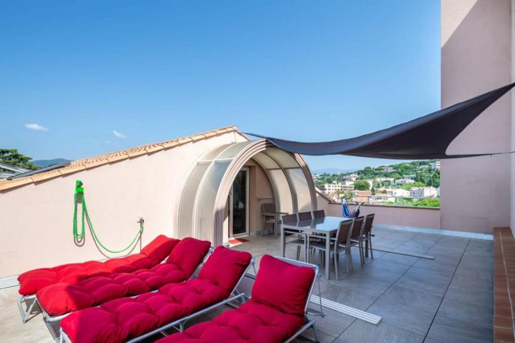 Apartment C009-duplex Avec Vue Sur Et Piscine Cannes