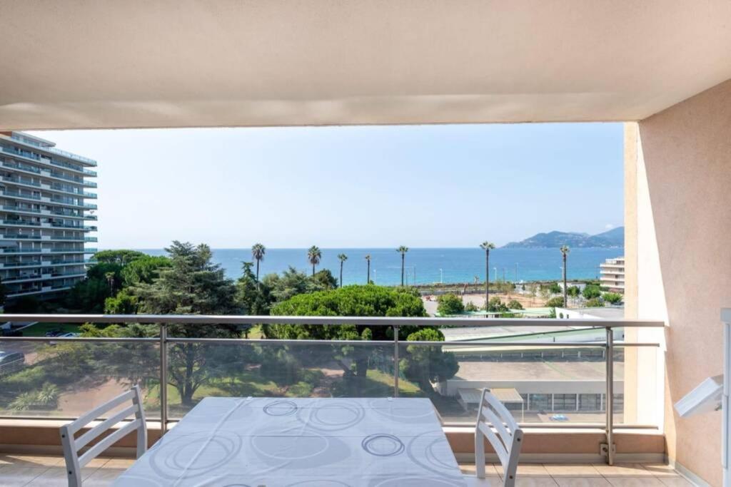 Appartement Duplex Avec Vue Sur Et Piscine *